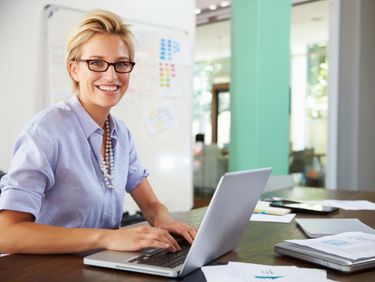 Unternehmerin im Büro